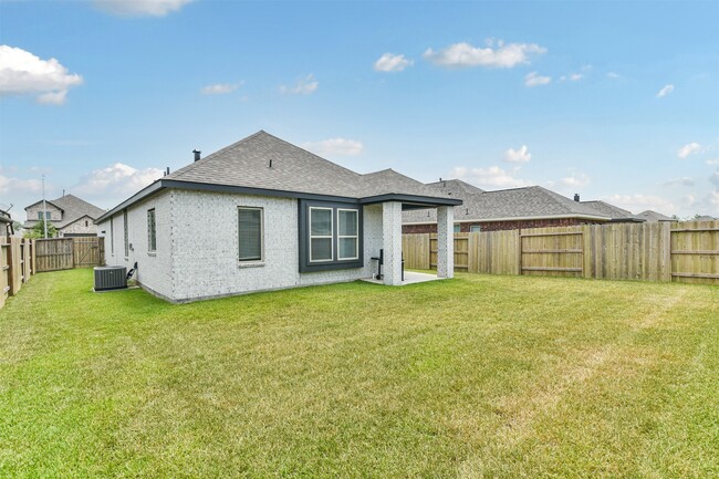 Building Photo - 15775 Cairnwell Bend Dr