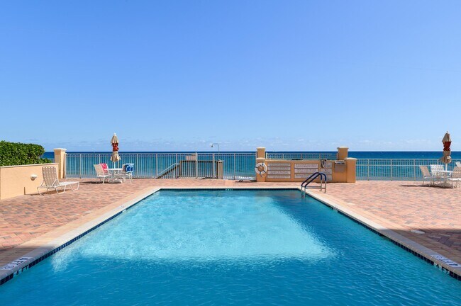 Building Photo - 4505 S Ocean Blvd