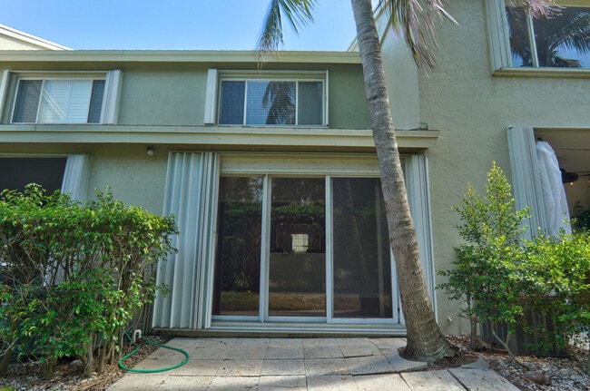 Building Photo - 941 Kokomo Key Ln