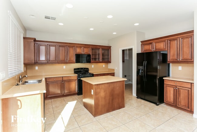 Building Photo - 9409 Hillside View Ct