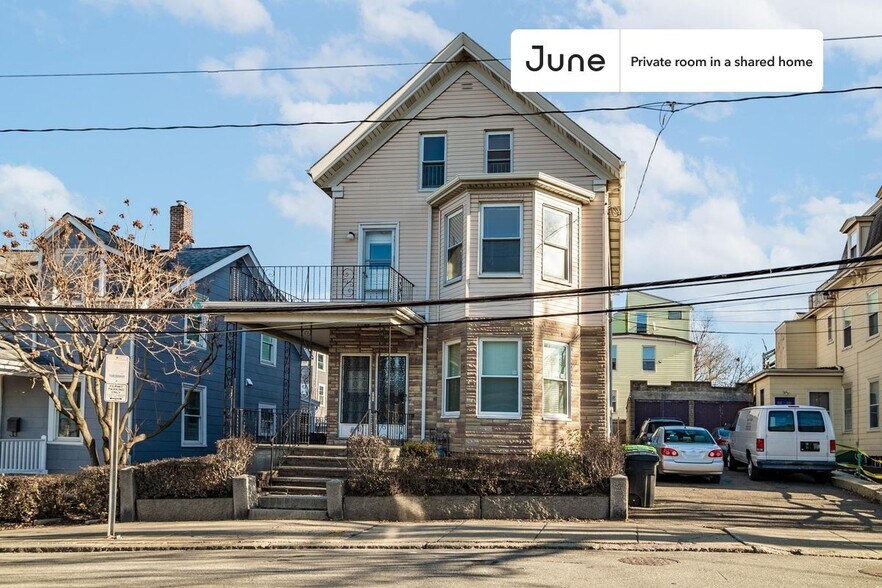 Building Photo - Room in Shared 2 bed/1 bath home in Somerville