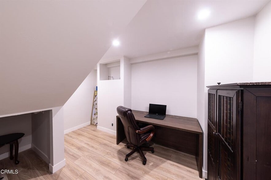 Building Photo - 5035 Escobedo Dr