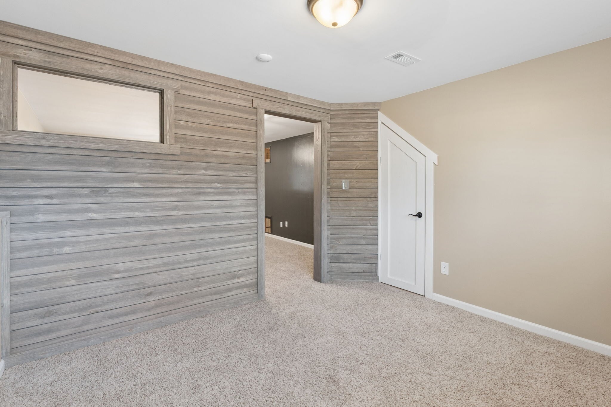 Building Photo - 103 Aurelia Ave