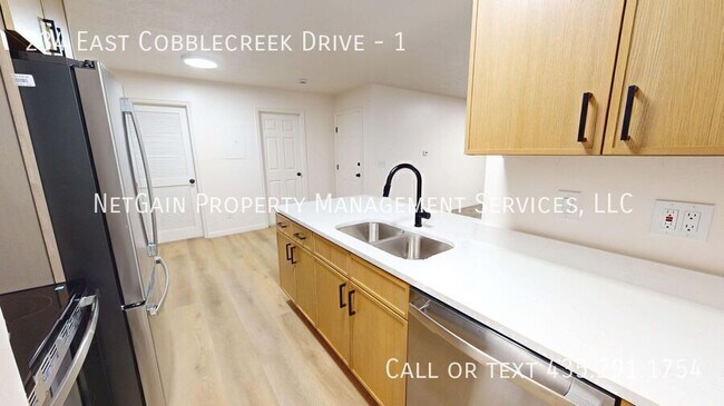 Building Photo - 234 E Cobblecreek Dr