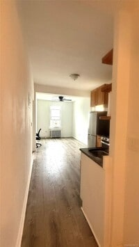Building Photo - 149 Beech St