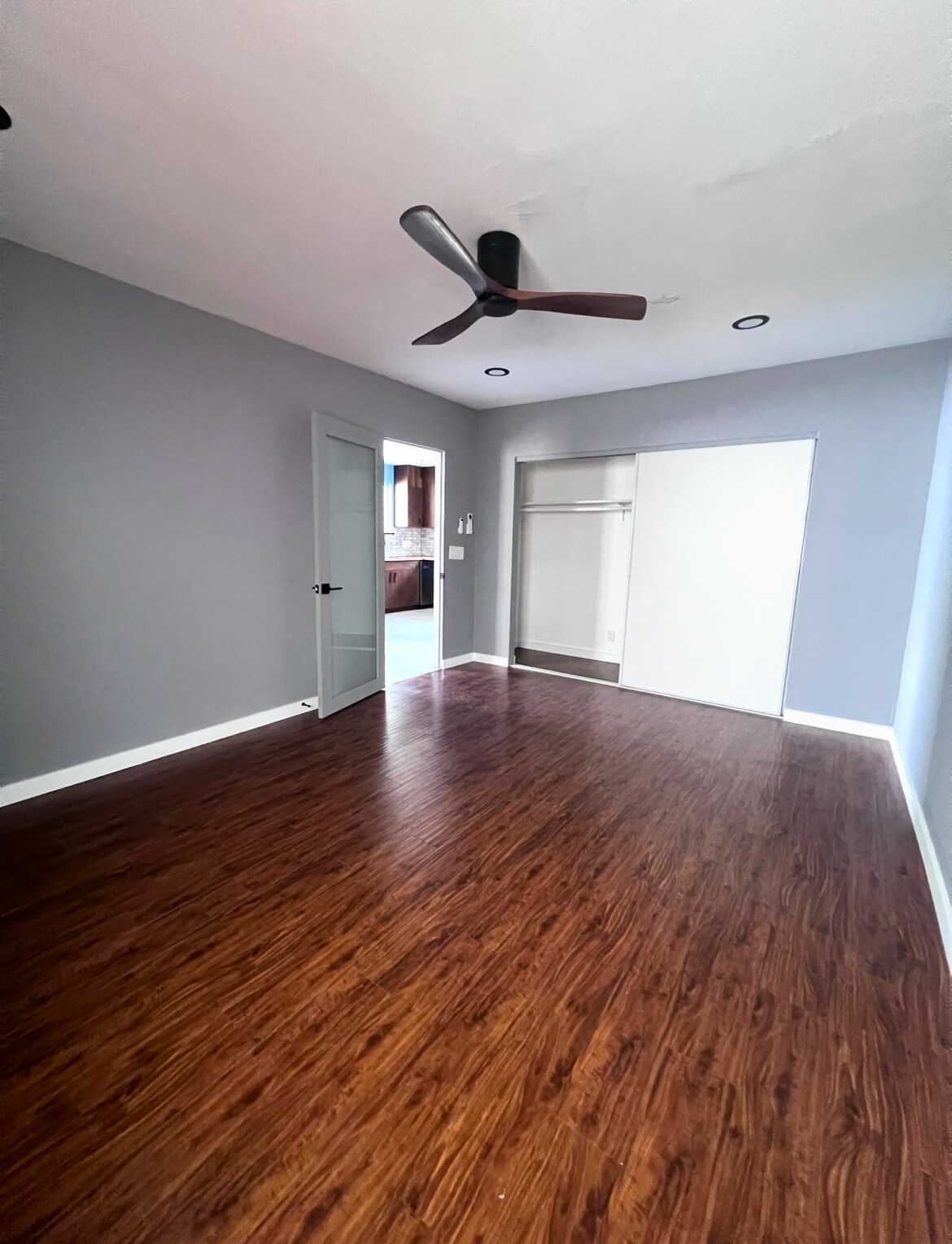 Building Photo - 3547 E Green St