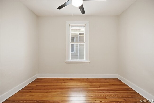 Building Photo - 36 Krakow St