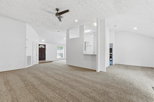 Building Photo - 16826 Carbridge Dr