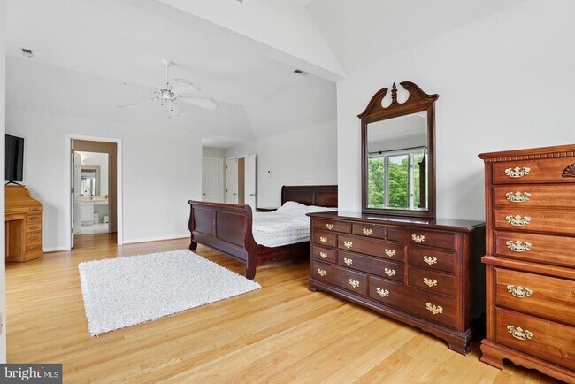 Building Photo - 2868 Pebble Beach Dr