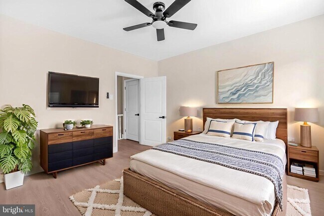 Building Photo - 4288 Viola St