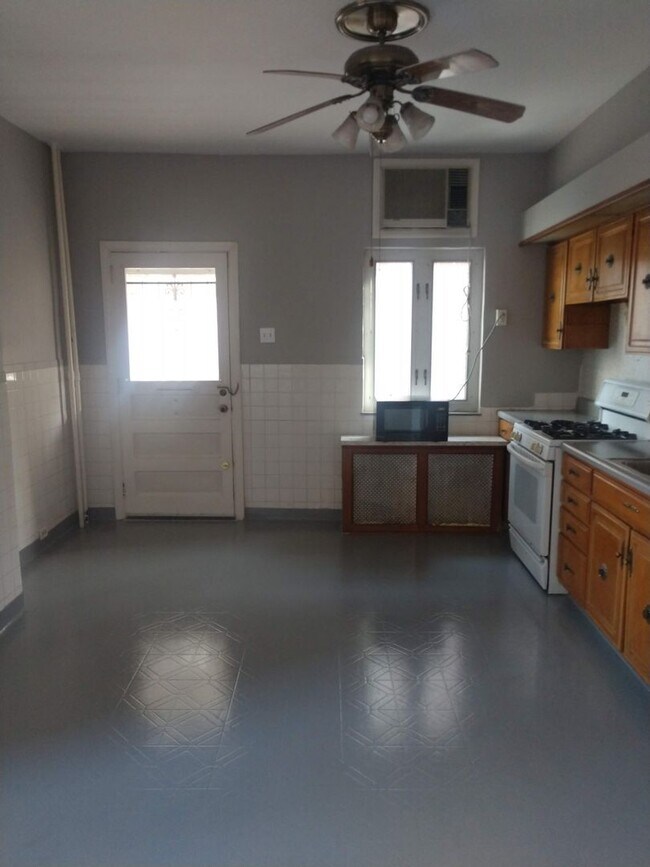 Building Photo - Beautiful Home for Rent