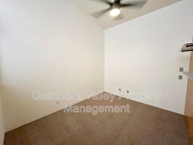 Building Photo - 45414 Driftwood Dr