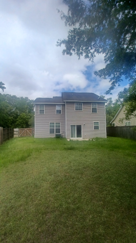 Building Photo - 3017 Nantuckett Ave