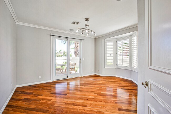 Building Photo - 3137 Beach View Ct