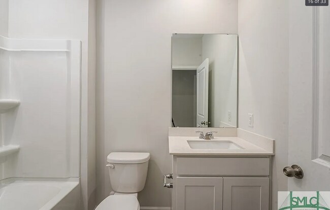 Building Photo - New Year Move-In Special: $300 Off First Month if You Move by Jan 31, 2026!