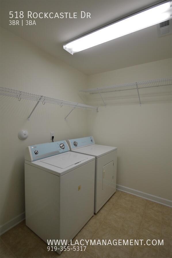 Building Photo - 518 Rockcastle Dr