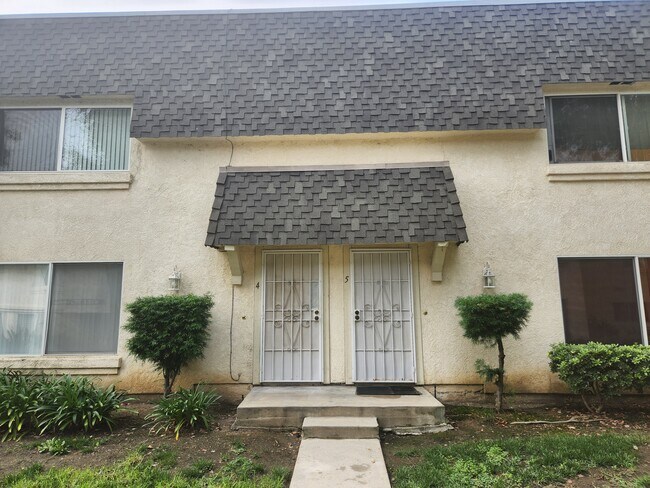 Building Photo - 6551 Wystone Ave