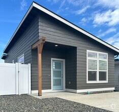 Building Photo - Single Level Home in New SunRidge Community