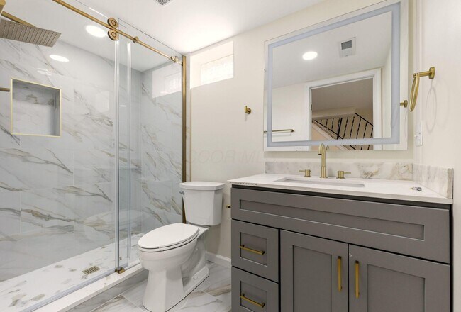 Building Photo - 3938 Halsey Pl