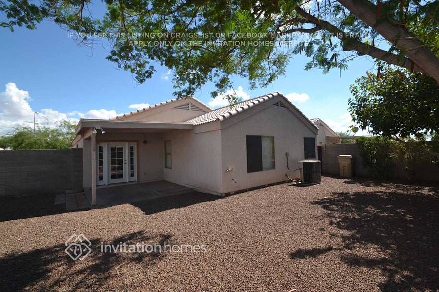 Building Photo - 1176 W 21st Ave