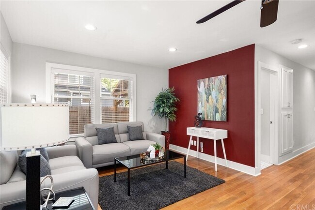 Building Photo - CHARMING HOME IN THE AVENUES