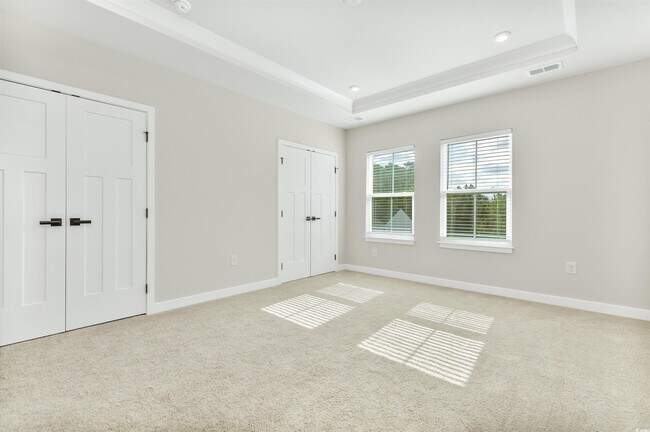 Building Photo - 303 Golan Cir