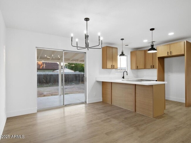 Building Photo - Mesa remodeled home