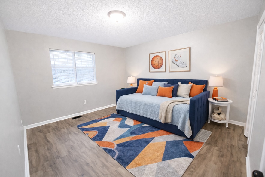 Virtual Staging - 5706 Wilder Rd