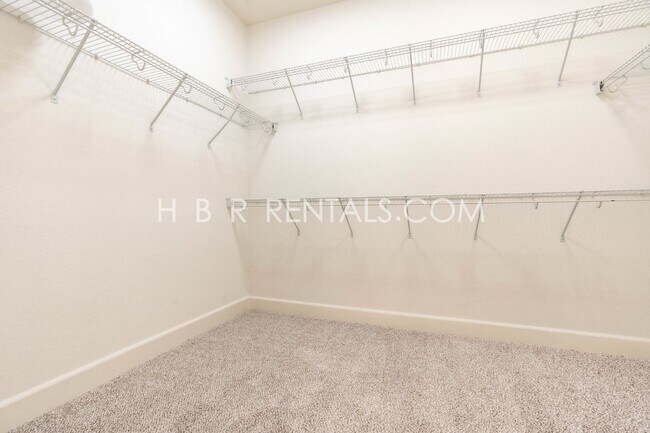 Building Photo - Spacious 4-Bed, 3-Bath Home with a Beautiful Garden in Mountain House! *FIRST FLOOR BEDROOM and F...