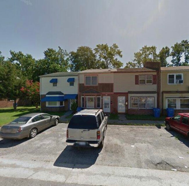 Primary Photo - 810 Harbour North Dr