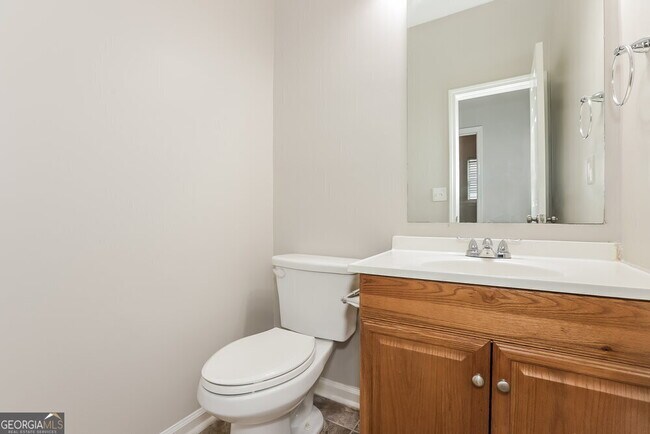 Building Photo - 5548 Glen Ridge Bend