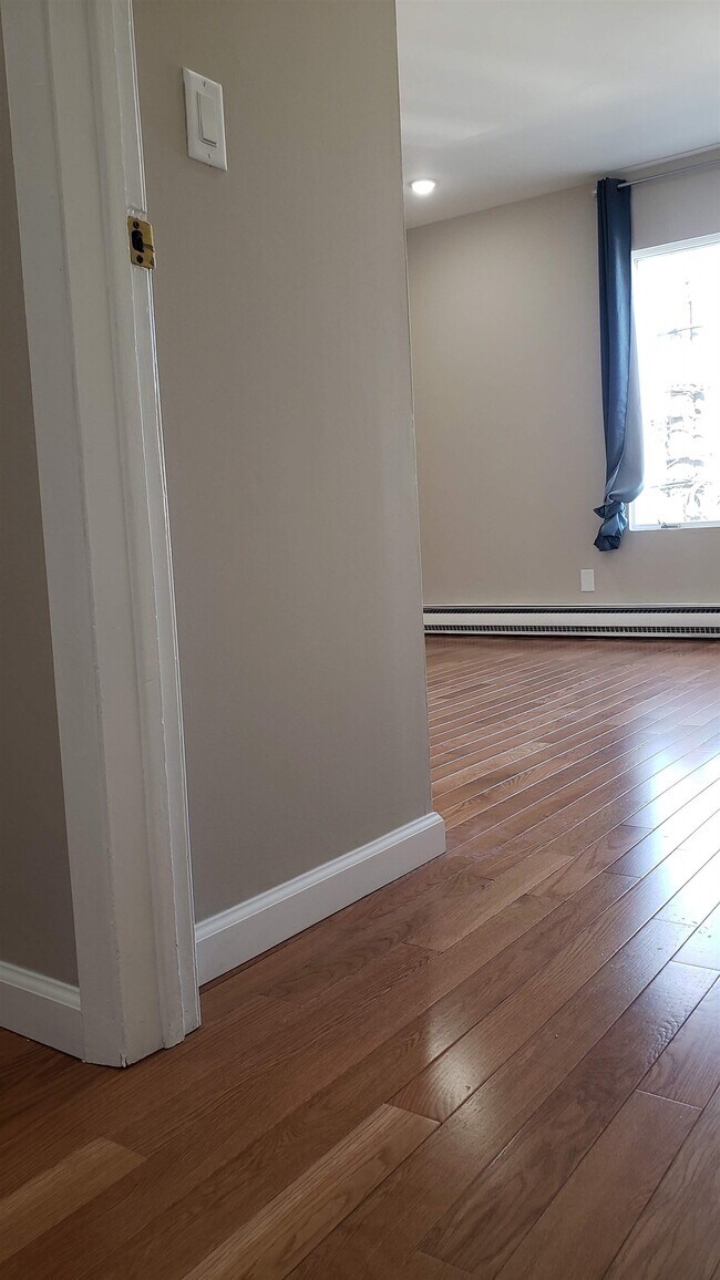 Building Photo - 227-229-229 Cambridge Ave