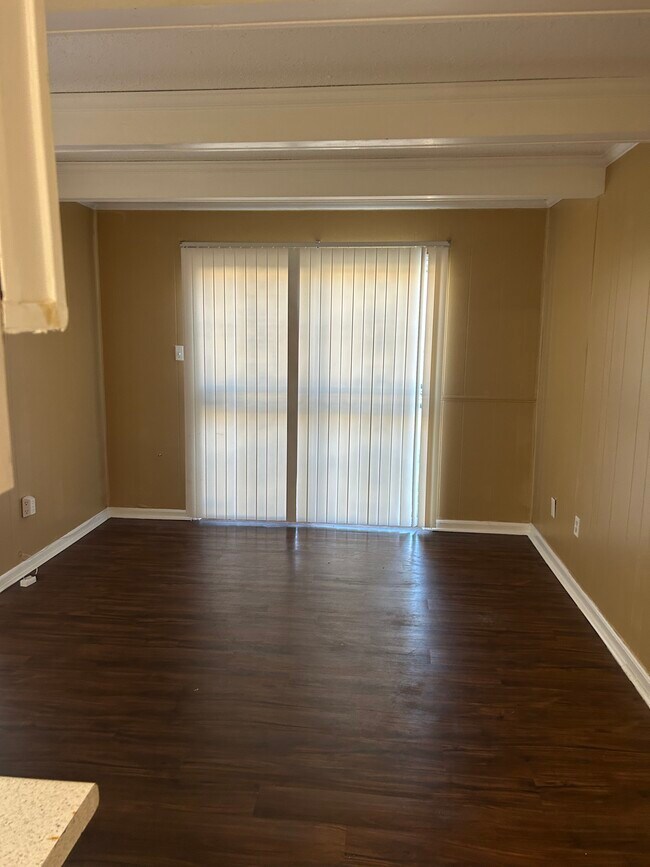 Building Photo - 3655 Haughton Ln