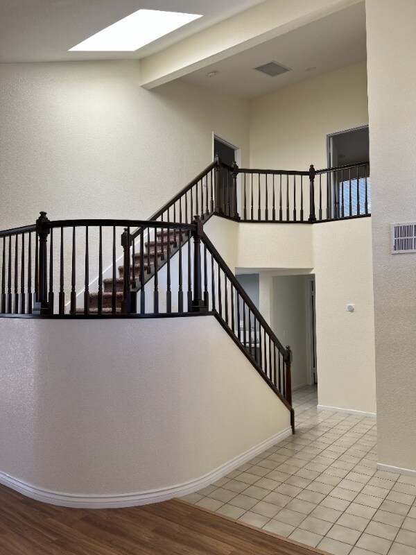 Building Photo - 24430 Robinwood Dr