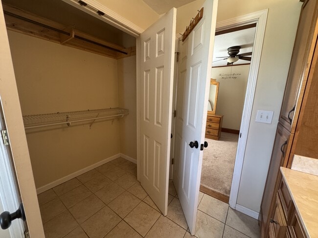 Building Photo - 2450 Sparta Rd