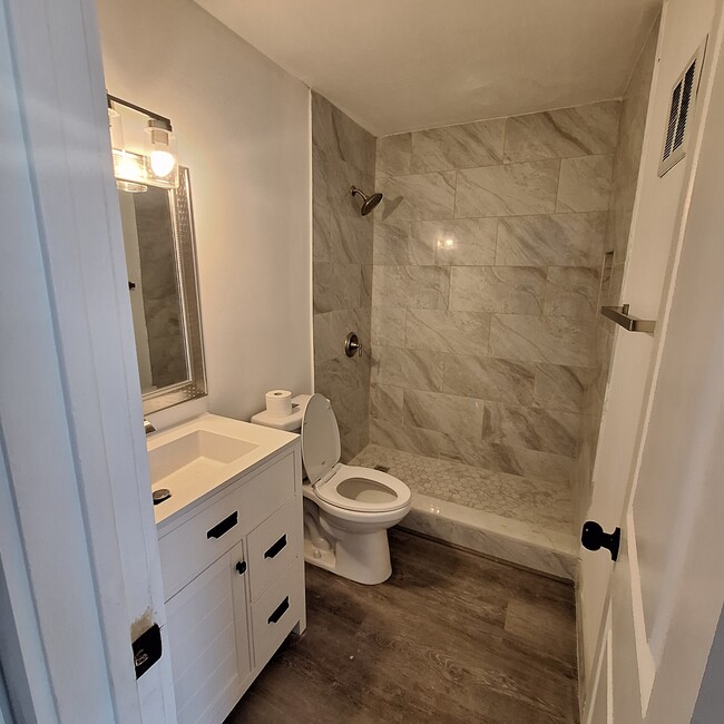 Building Photo - 7344 SW 8th Ct