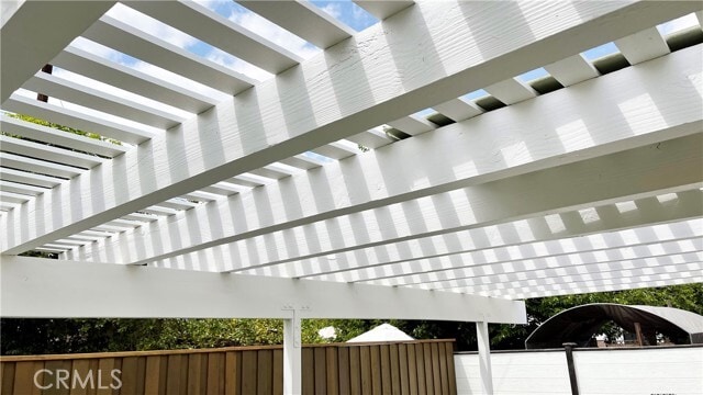 Building Photo - 6221 Glide Ave