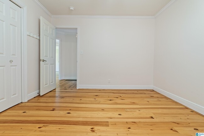 Building Photo - 3708 Northcote Dr.