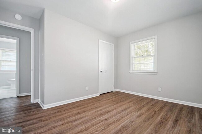Building Photo - 26 Bayou Ave
