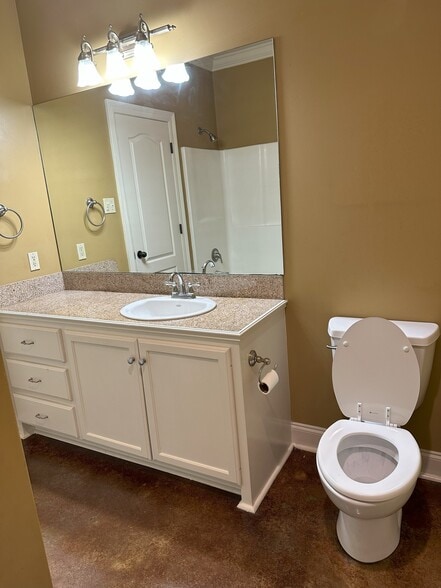 Building Photo - 111 Village Square Dr