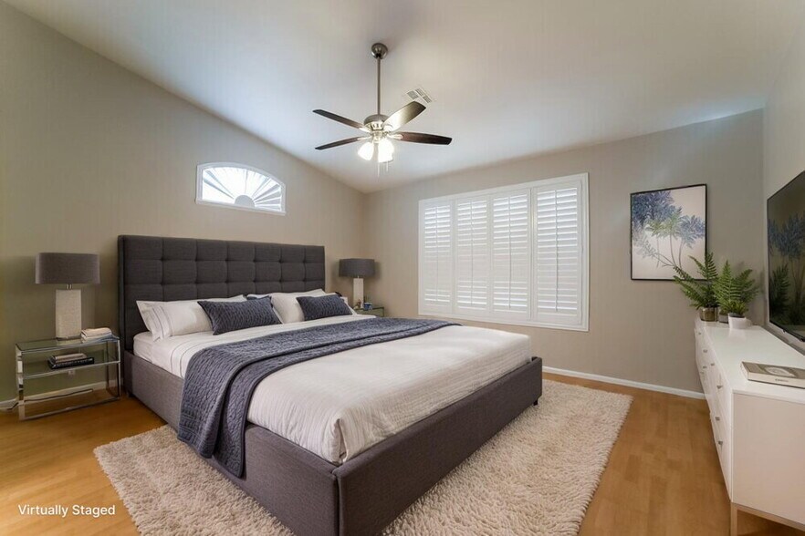 Building Photo - 7064 E Lobo Ave