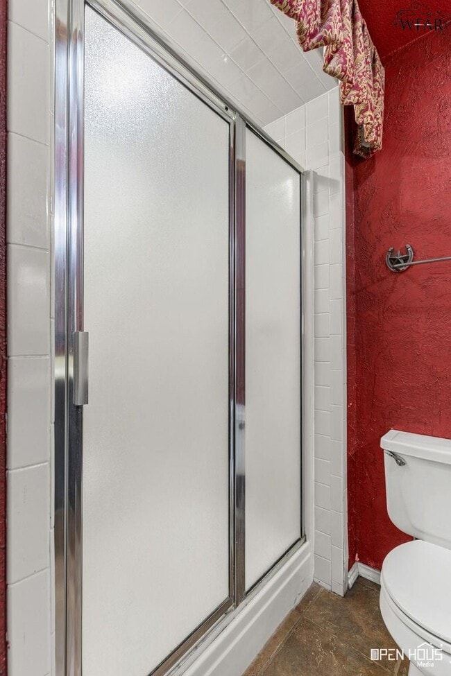 Building Photo - 5639 Johnson Rd