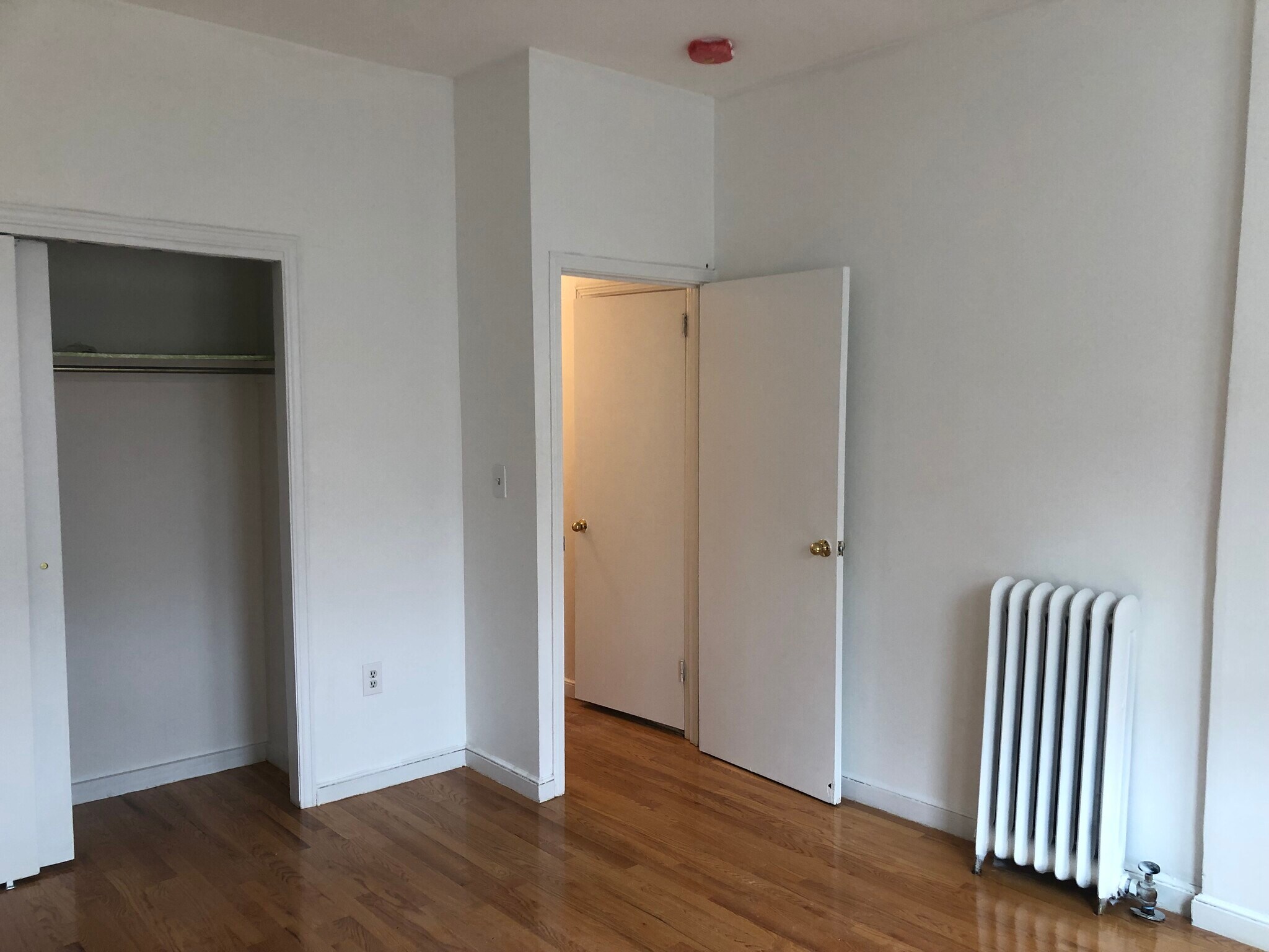 Building Photo - 1706 Commonwealth