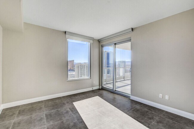 Building Photo - Turnberry Towers 4305W-Strip/City Views from this Stunning 3Bd/2.5Ba Residence