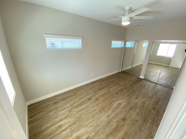 Building Photo - Newer Build, 4BD/2BA