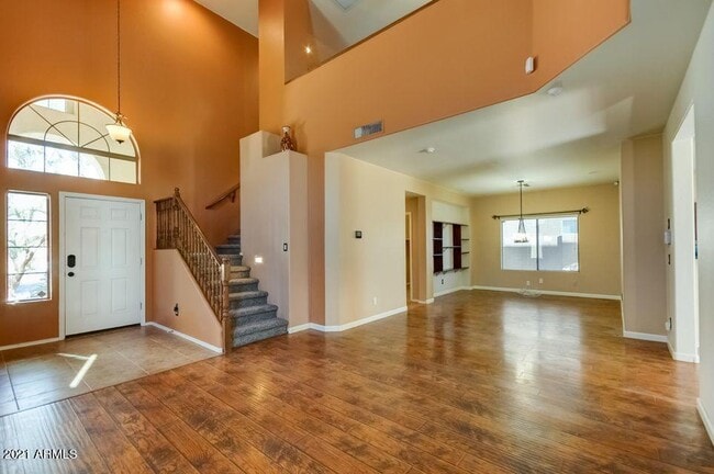 Building Photo - 41309 W Cielo Ln