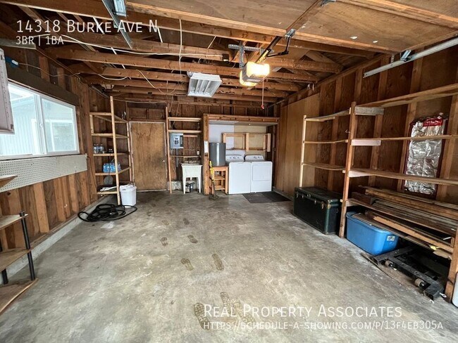 Building Photo - 14318 Burke Ave N