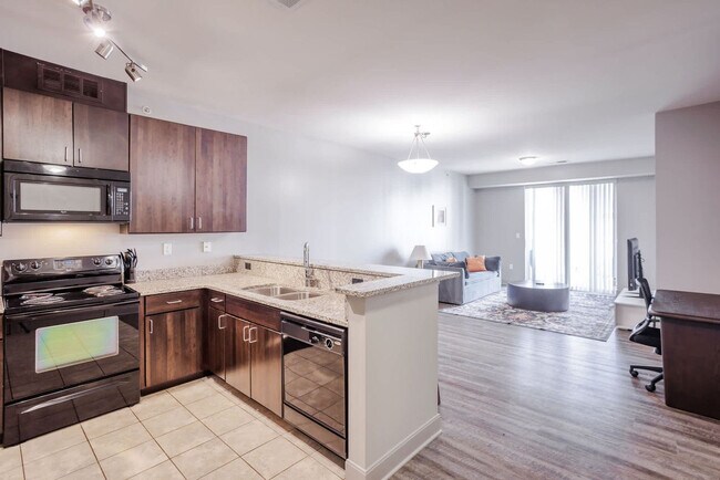 Building Photo - 121 E Freedom Way