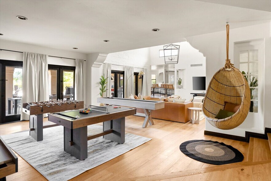 Building Photo - 4744 Saguaro Pl