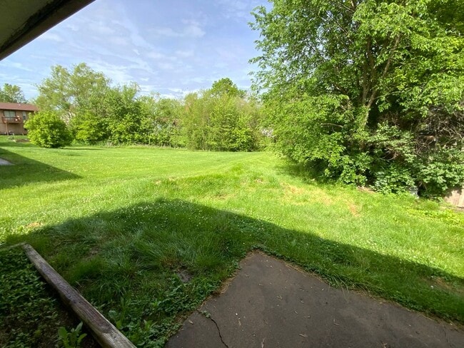 Building Photo - 439-441-441 N Shiloh Ave